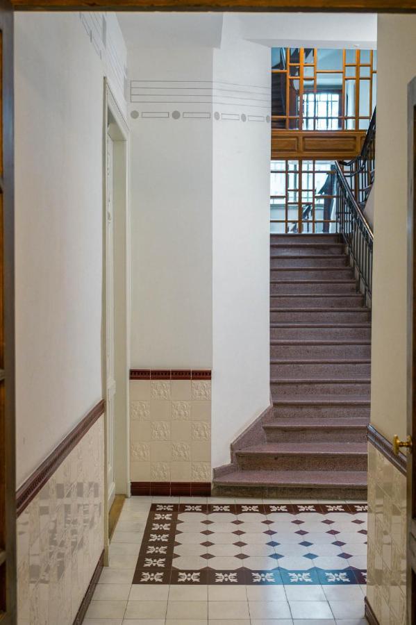 Апартаменты Apartament Grey Pearl Downtown Варшава Экстерьер фото
